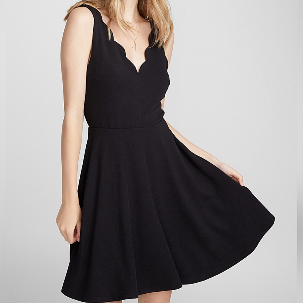Twik Scalloped LBD, M, black